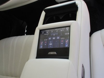 صورة مصغرة 13 لـ 2023 Lexus LS