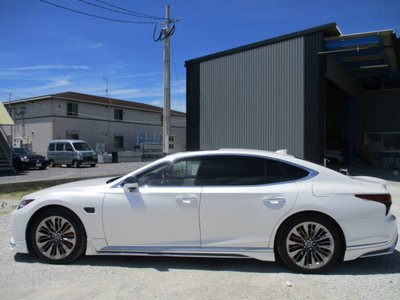 صورة 5 لـ 2023 Lexus LS