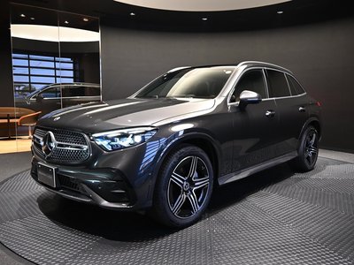 2025 Mercedes-BENZ GLC — фото 1