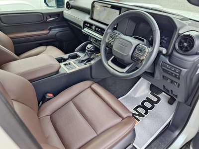TOYOTA LAND CRUISER 250 - 9