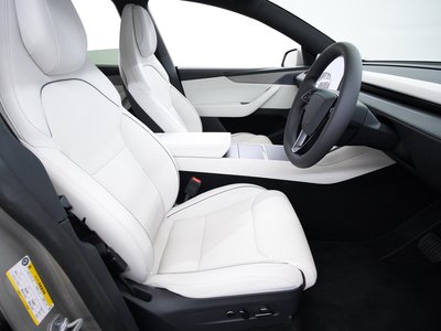 صورة مصغرة 30 لـ 2026 Tesla MODEL Y