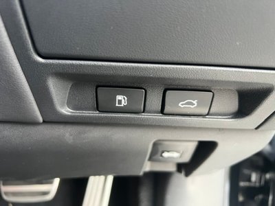 2017 Lexus LS thumbnail 15