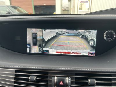 2017 Lexus LS thumbnail 23