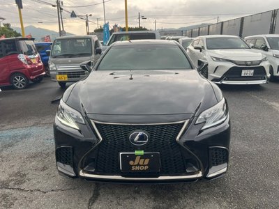 صورة 3 لـ 2017 Lexus LS