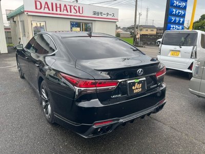 صورة 10 لـ 2017 Lexus LS