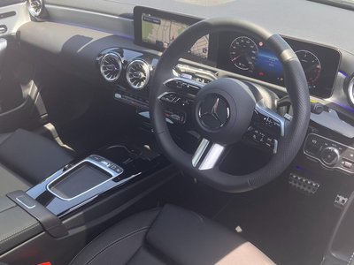 MERCEDES-BENZ CLA - 7