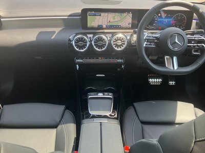 MERCEDES-BENZ CLA - 6