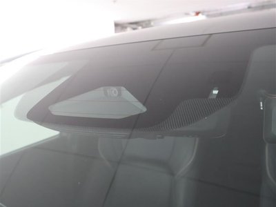 2025 Toyota CROWN SPORT photo 6