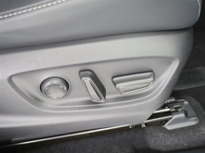 2025 Toyota CROWN SPORT 缩略图 17