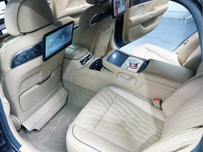 صورة 9 لـ 2022 Genesis G90 (RS4)