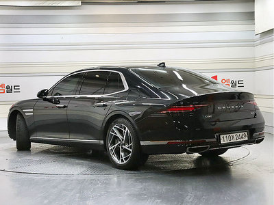 صورة 3 لـ 2022 Genesis G90 (RS4)