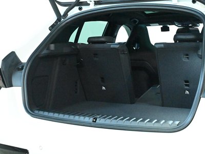 صورة مصغرة 78 لـ 2025 BMW 1 SERIES
