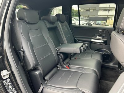 2026 Mercedes-BENZ GLB AMG — миниатюра 17