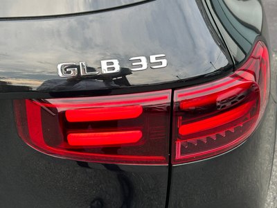 2026 Mercedes-BENZ GLB AMG — миниатюра 11