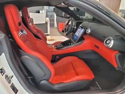 MERCEDES-BENZ SL - 10