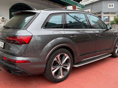 AUDI Q7 - 7