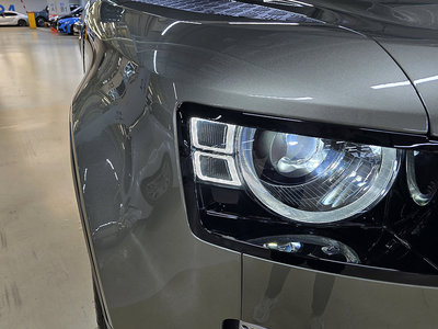 LAND ROVER DEFENDER - 5