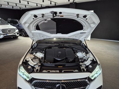 MERCEDES-BENZ E-CLASS - 7
