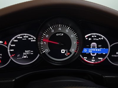 2024 Porsche PANAMERA 照片 8