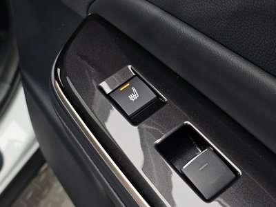 صورة مصغرة 30 لـ 2026 Toyota CROWN CROSSOVER