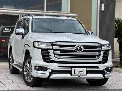 TOYOTA LAND CRUISER 300 - 10