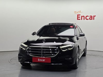 MERCEDES-BENZ E-CLASS - 2