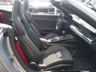 2026 Porsche 911 缩略图 38