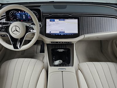 MERCEDES-BENZ E-CLASS - 5