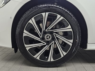 MERCEDES-BENZ E-CLASS - 6