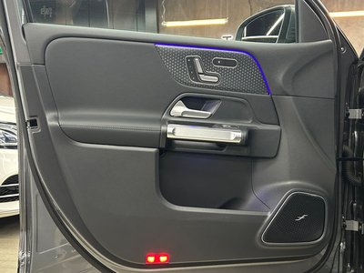 2025 Mercedes-BENZ EQB — миниатюра 30