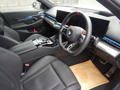 2025 BMW M5 photo 6