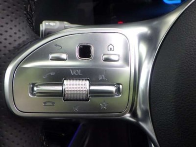 MERCEDES-BENZ EQA - 5