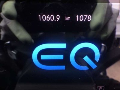 MERCEDES-BENZ EQA - 8
