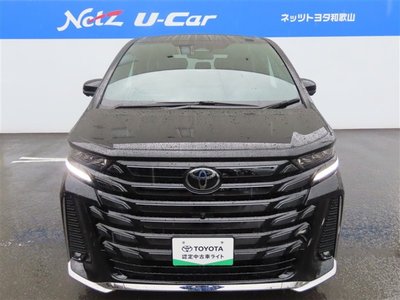 صورة 10 لـ 2023 Toyota VELLFIRE