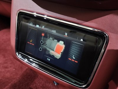 2024 Bentley BENTAYGA — миниатюра 26