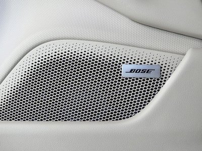 2023 Porsche TAYCAN — миниатюра 14