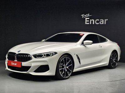 BMW 8 SERIES - 1
