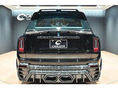 ROLLS-ROYCE CULLINAN - 7