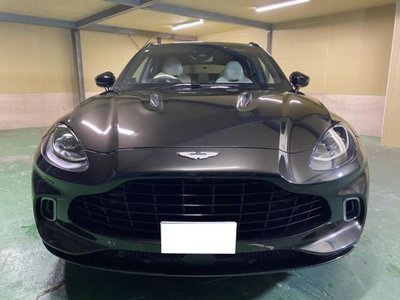 صورة 6 لـ 2021 Aston Martin DBX