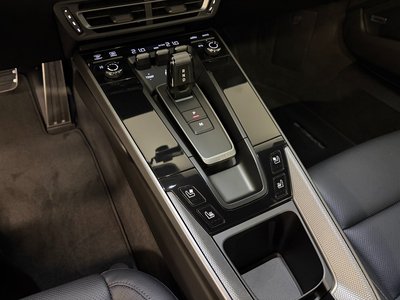 صورة مصغرة 19 لـ 2024 Porsche 911
