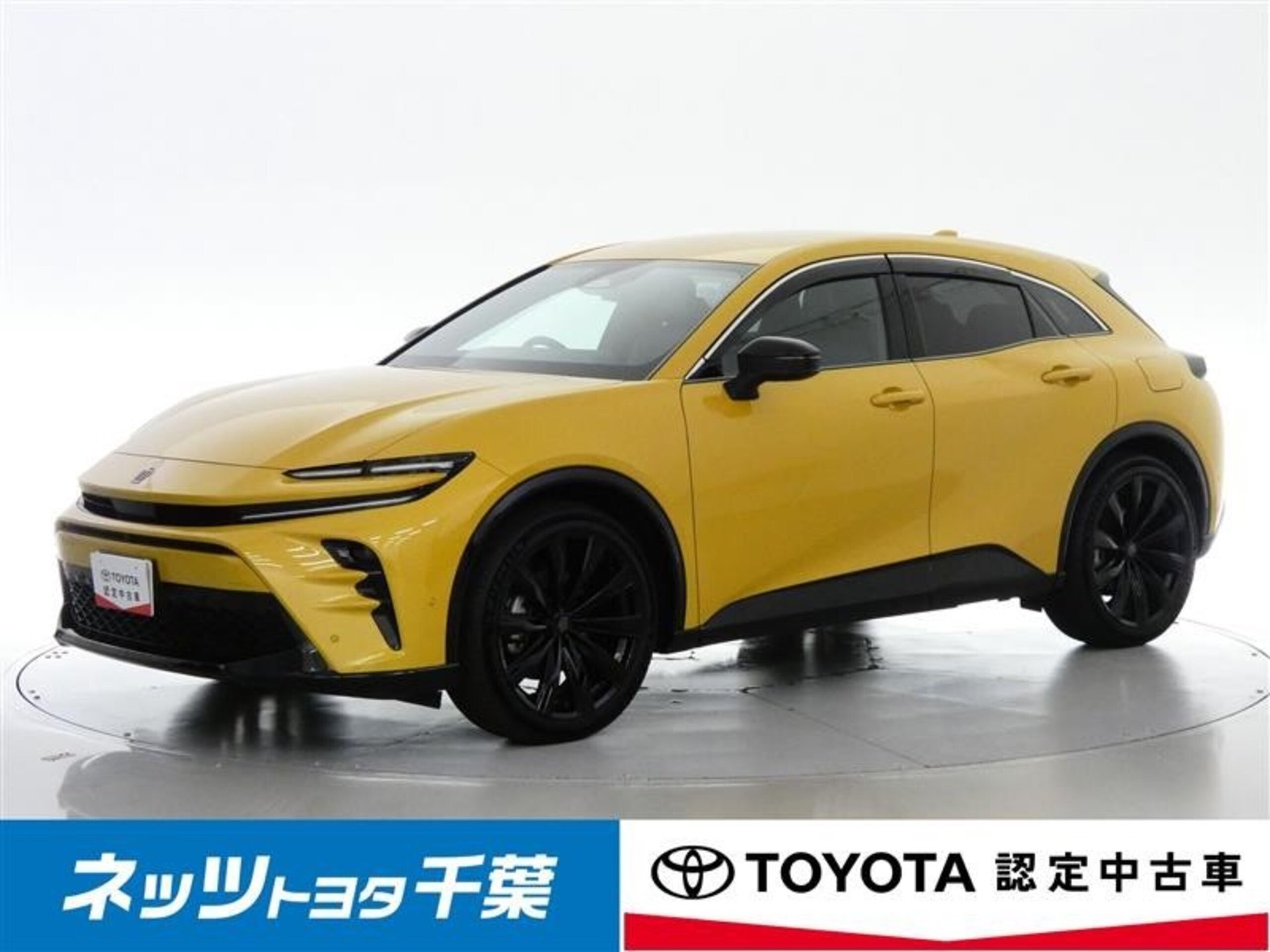 TOYOTA CROWN SPORT - View 1