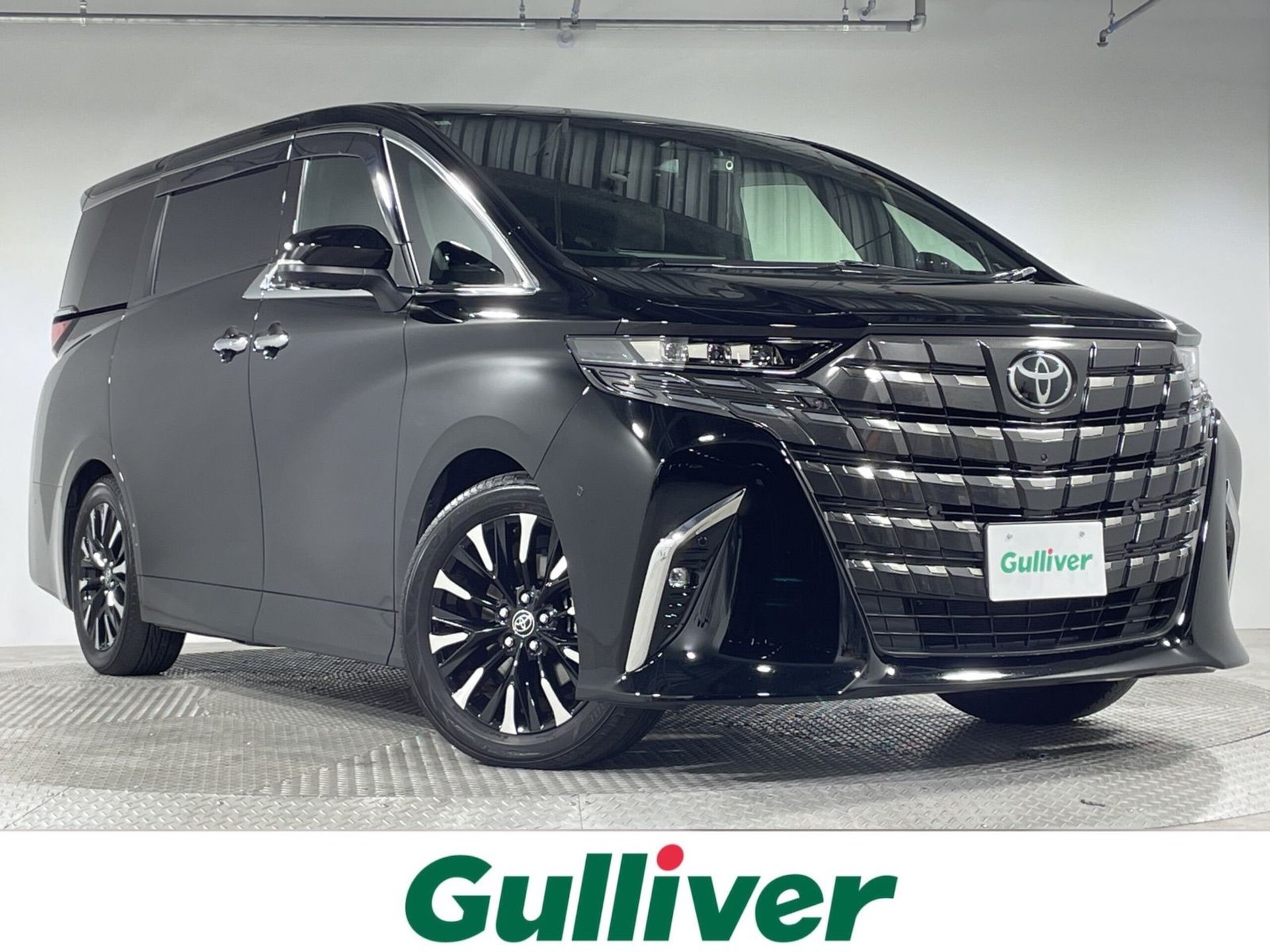 TOYOTA ALPHARD - View 1