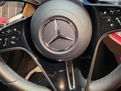 MERCEDES-BENZ E-CLASS - 9