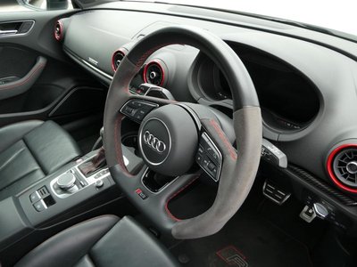 2018 AUDI RS3 SPORTBACK — фото 8