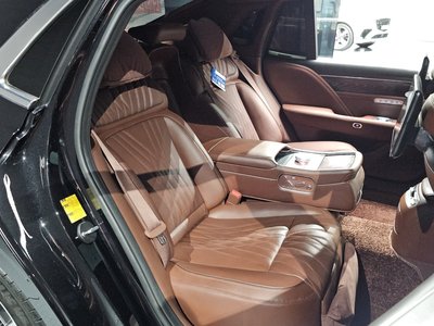 2023 Genesis G90 (RS4) — миниатюра 17