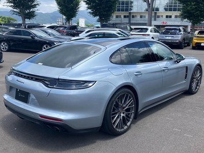 صورة 5 لـ 2022 Porsche PANAMERA
