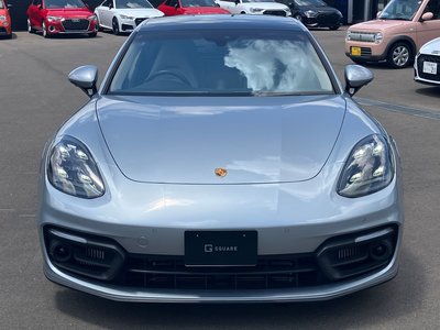 صورة 6 لـ 2022 Porsche PANAMERA