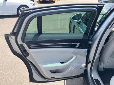 صورة مصغرة 23 لـ 2022 Porsche PANAMERA