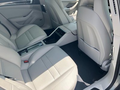 صورة مصغرة 21 لـ 2022 Porsche PANAMERA