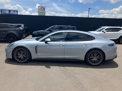 صورة 9 لـ 2022 Porsche PANAMERA